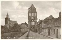 /album/fotogalerie-brandenburger-tor/brandenburger-tor-mit-petri-kirche-1930-ca-web-jpg1/